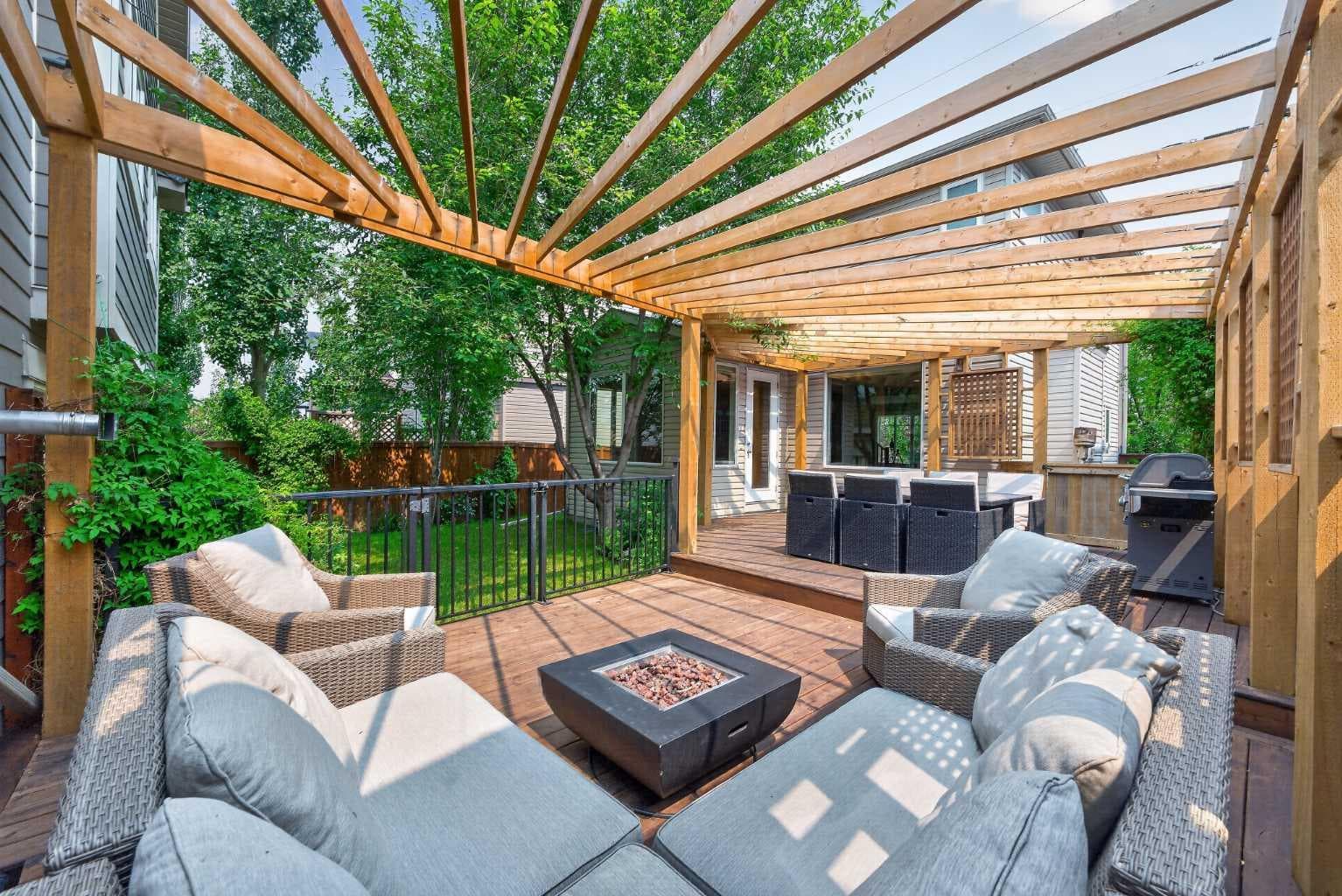 47 Elgin Meadows Road SE