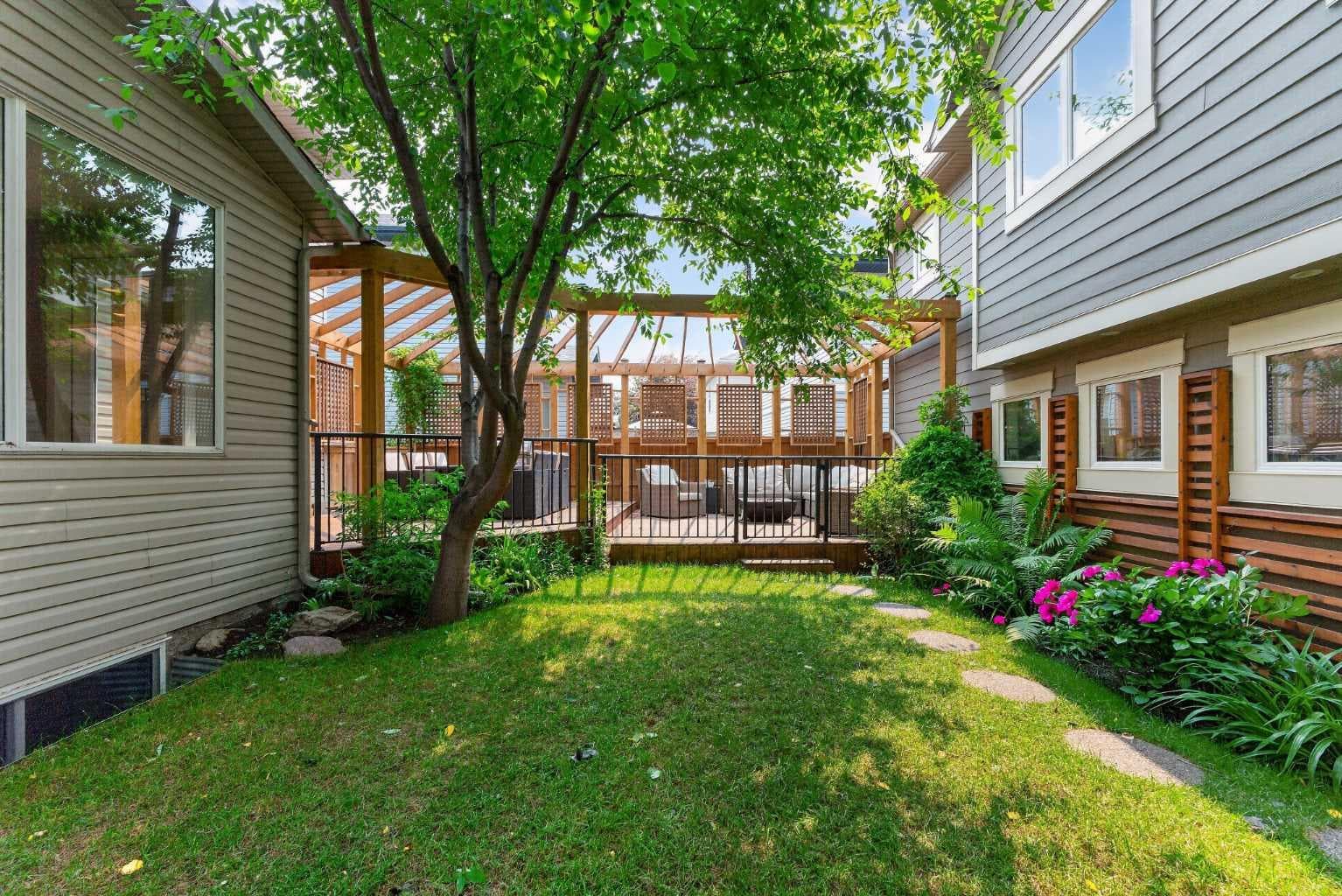 47 Elgin Meadows Road SE
