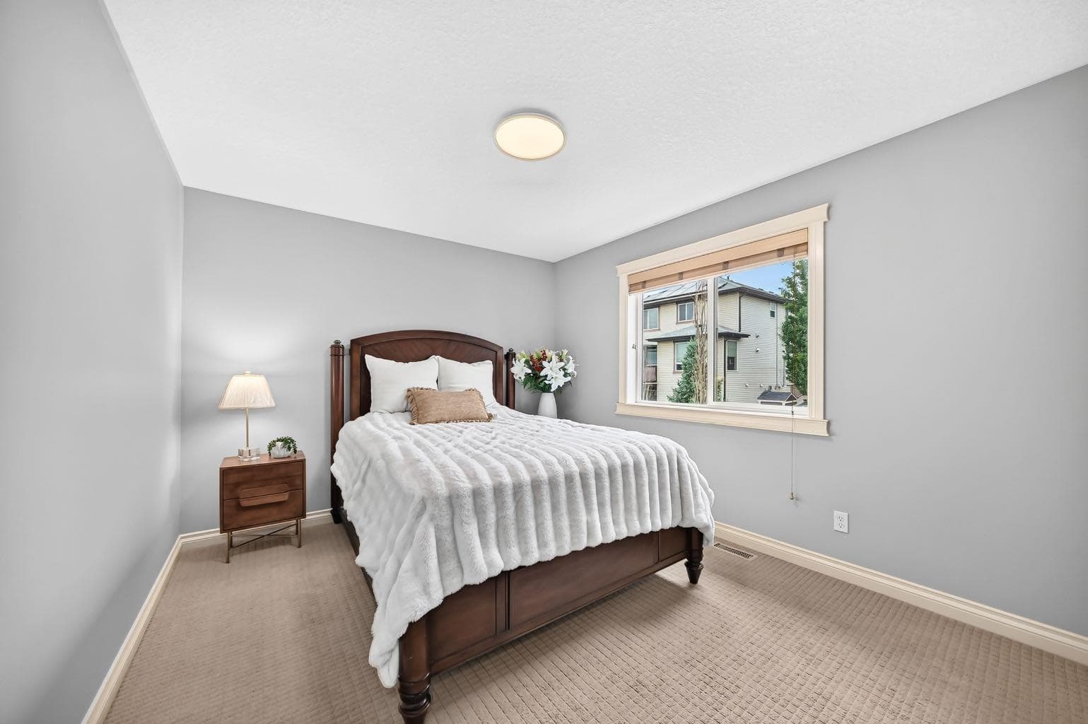 188 Magenta Crescent 