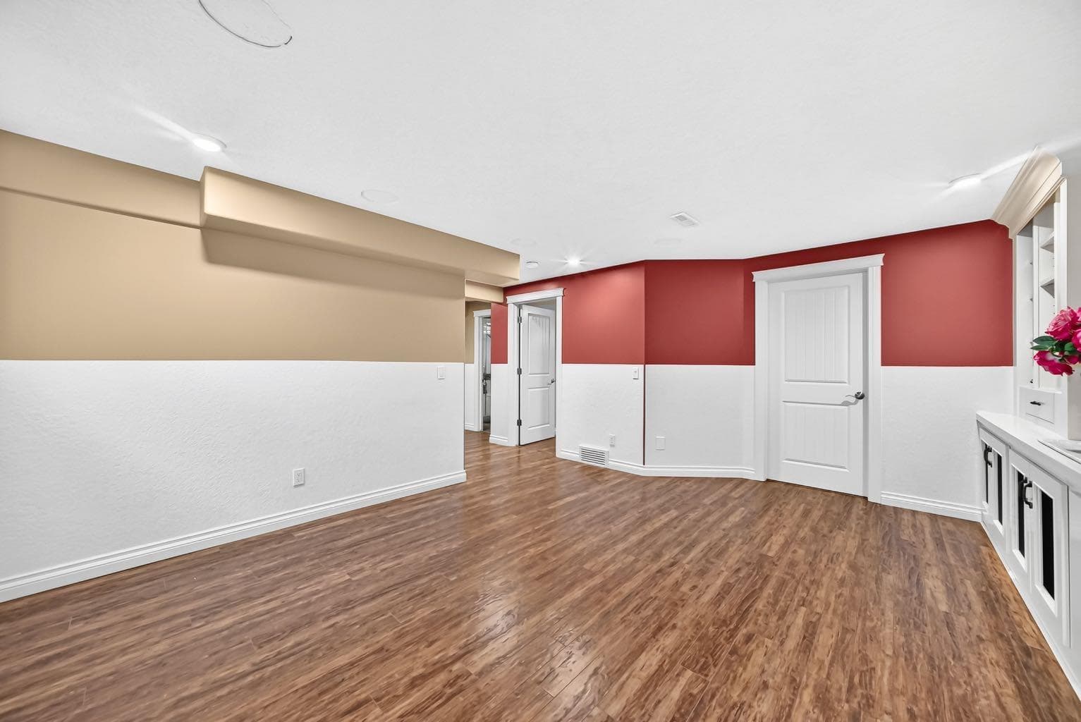 188 Magenta Crescent 