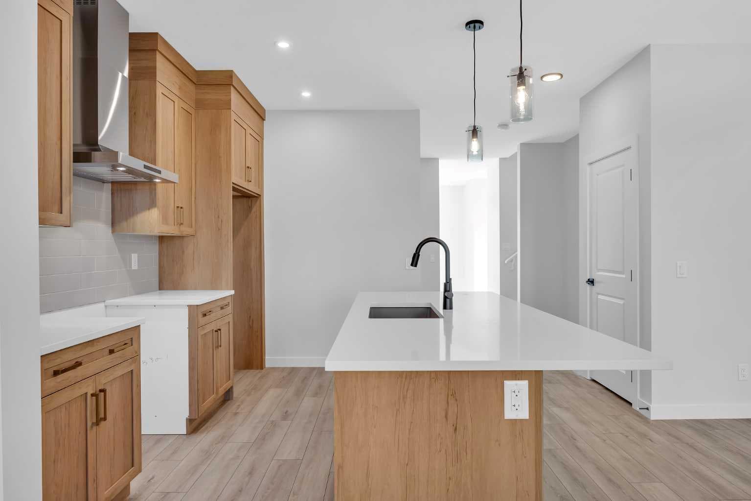 26 Versant Path SW