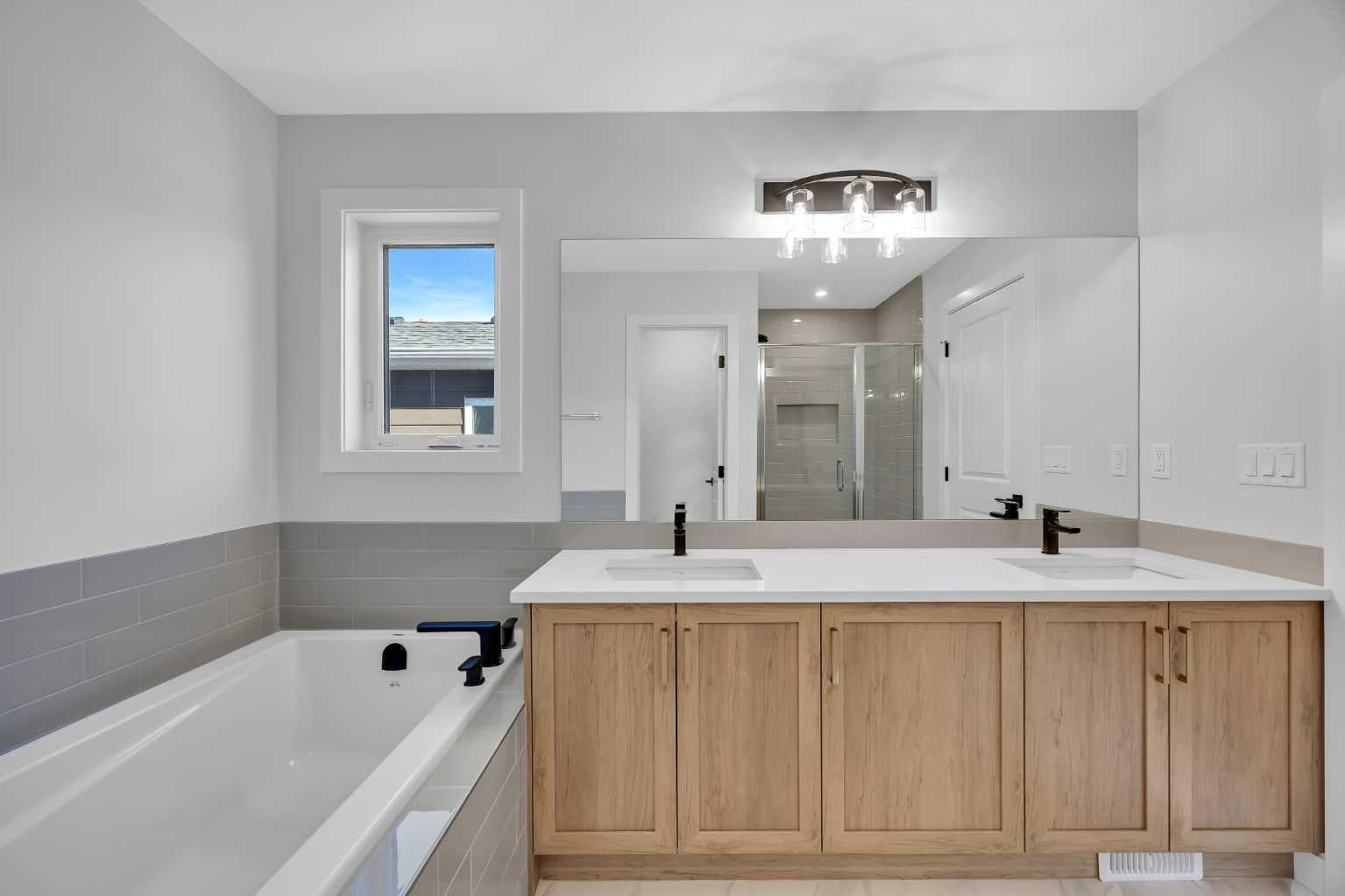 26 Versant Path SW