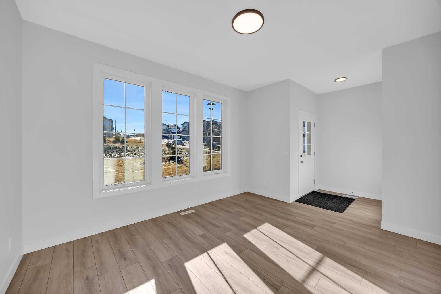 26 Versant Path SW