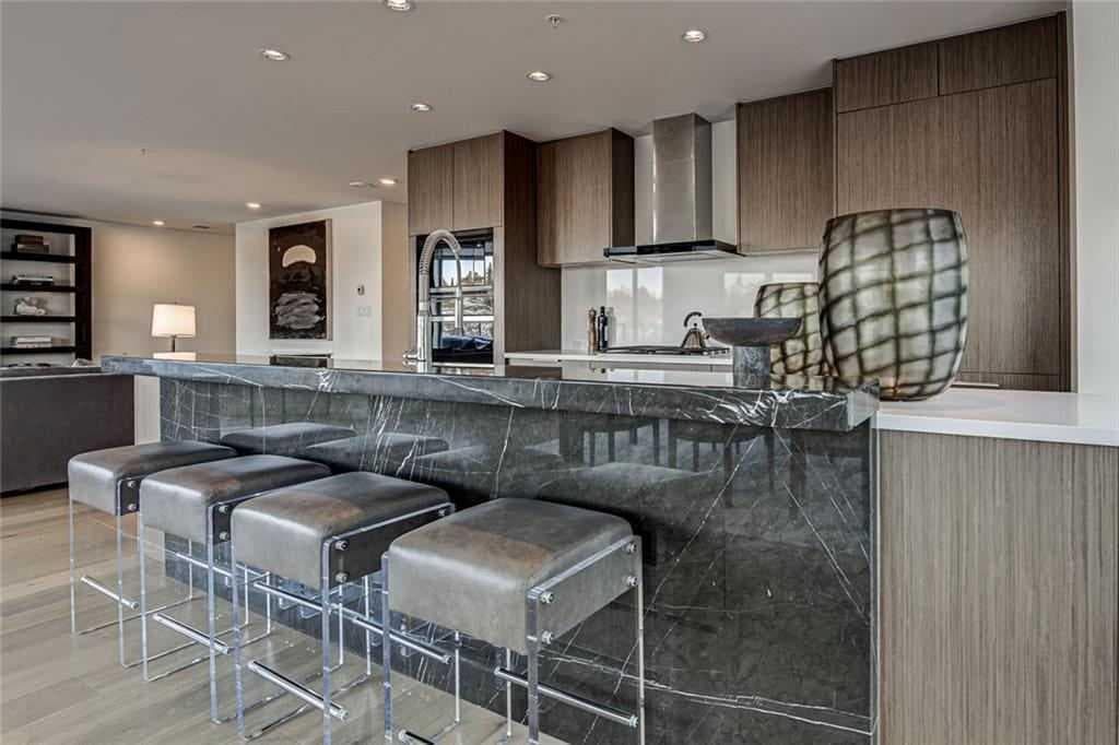 501, 128 Waterfront Court SW