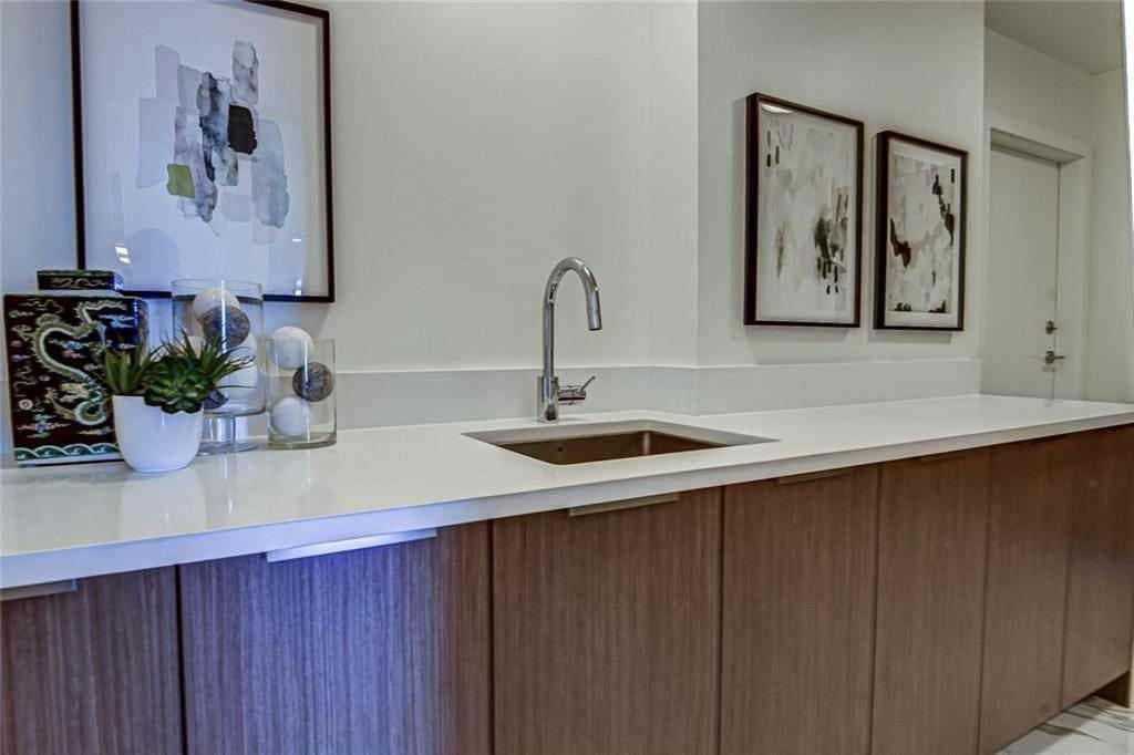 501, 128 Waterfront Court SW