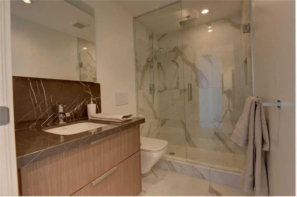 501, 128 Waterfront Court SW