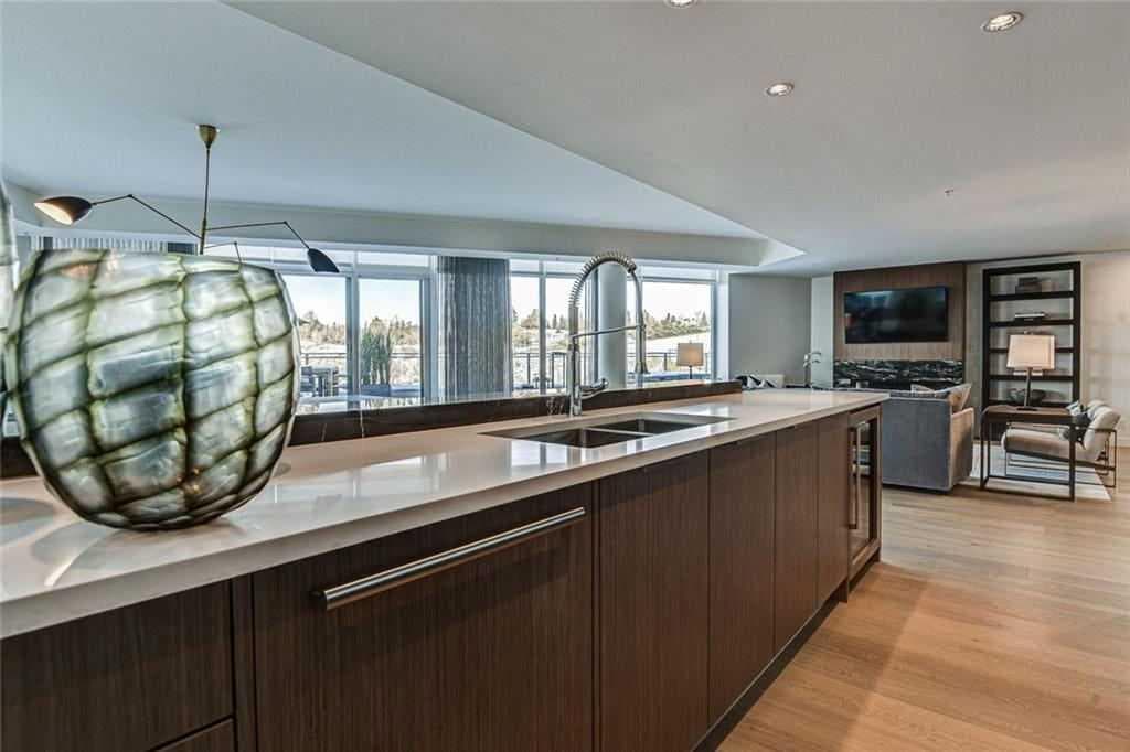 501, 128 Waterfront Court SW