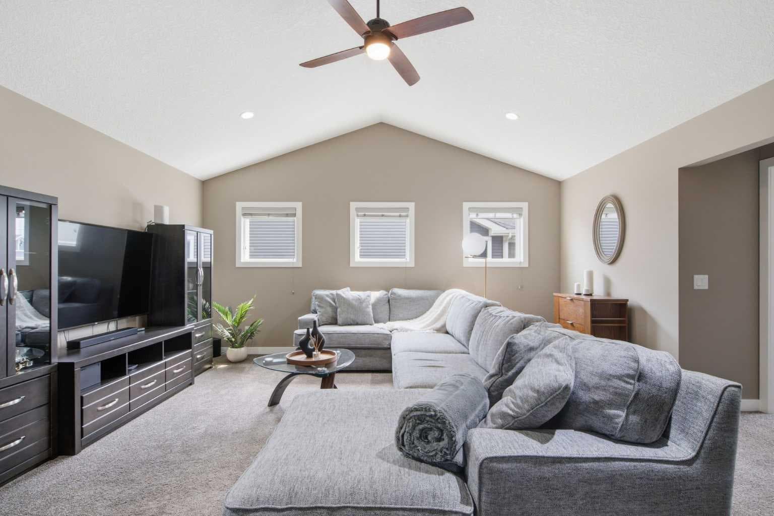 300 Aspenmere Way 