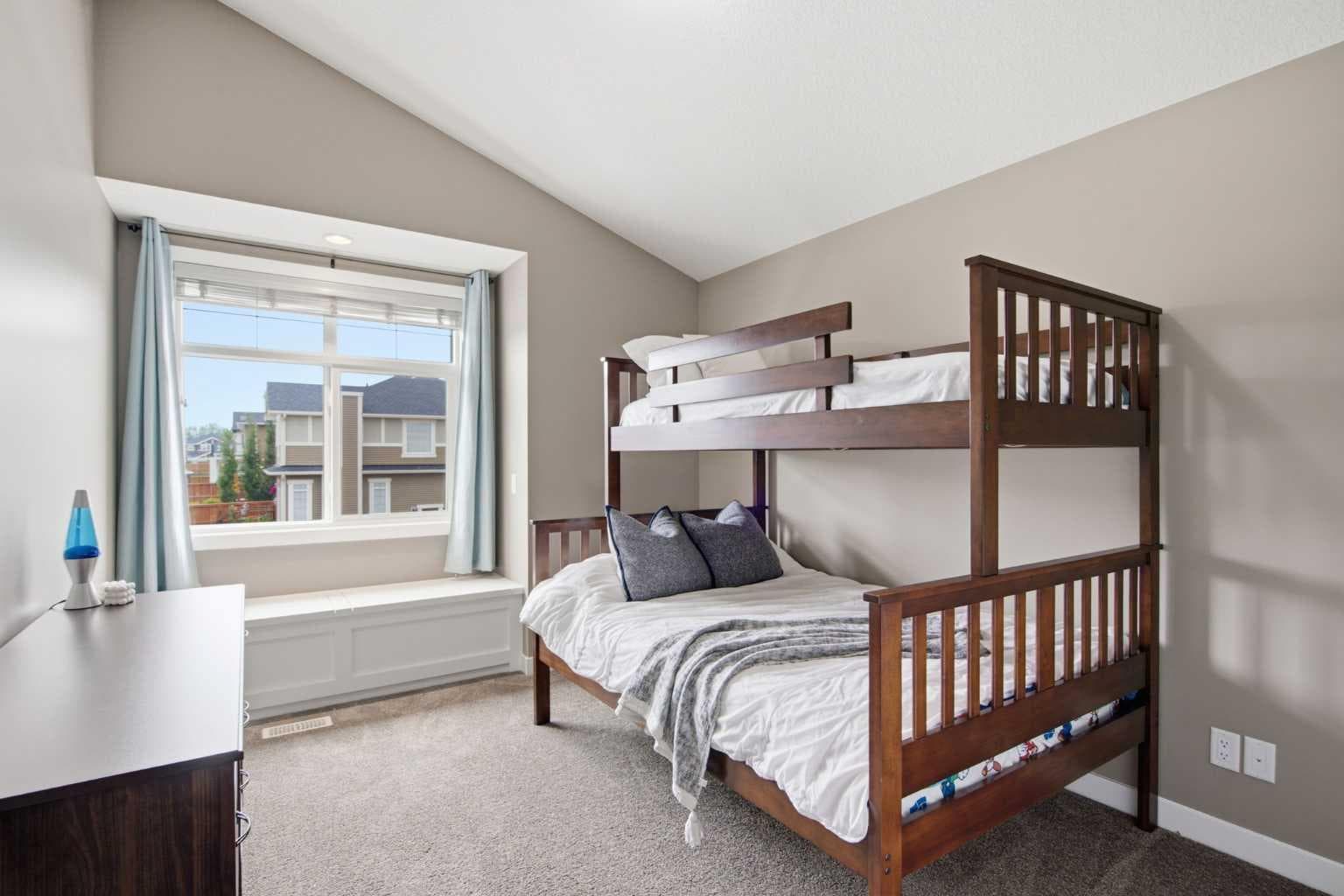 300 Aspenmere Way 