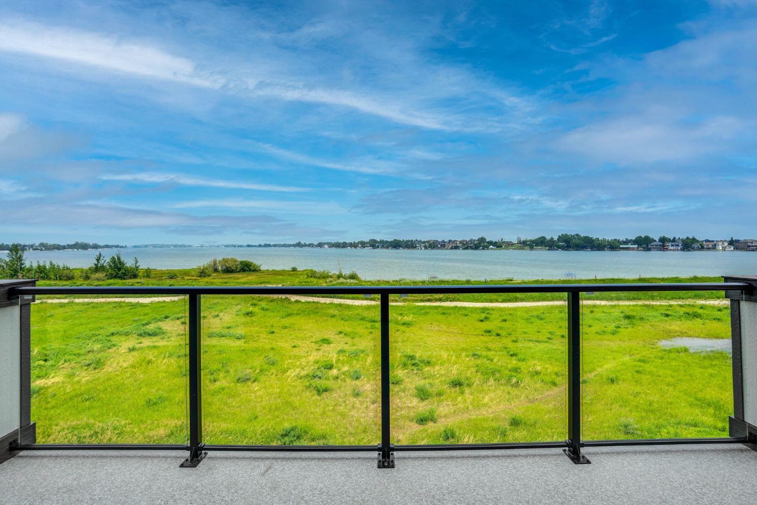 952 SOUTH SHORE Terrace 