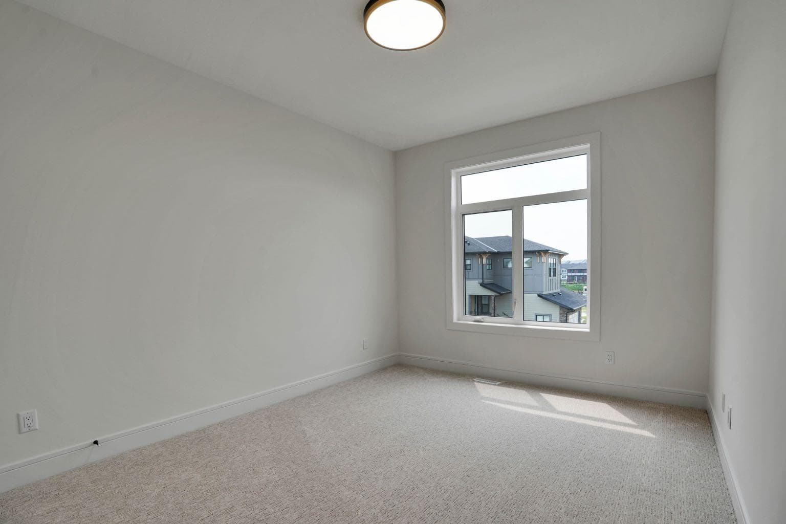 952 SOUTH SHORE Terrace 