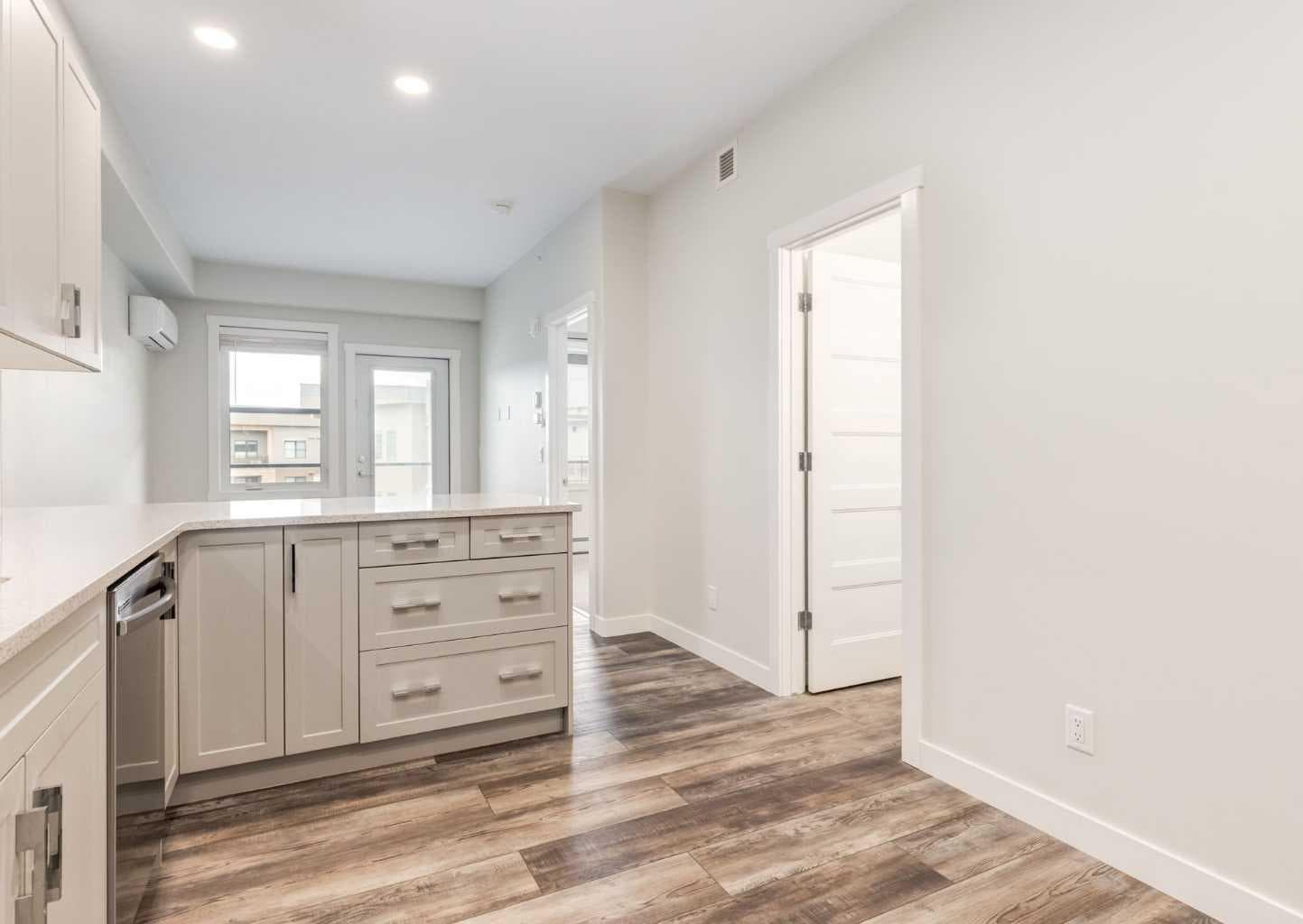 408, 125 Wolf Hollow Crescent SE