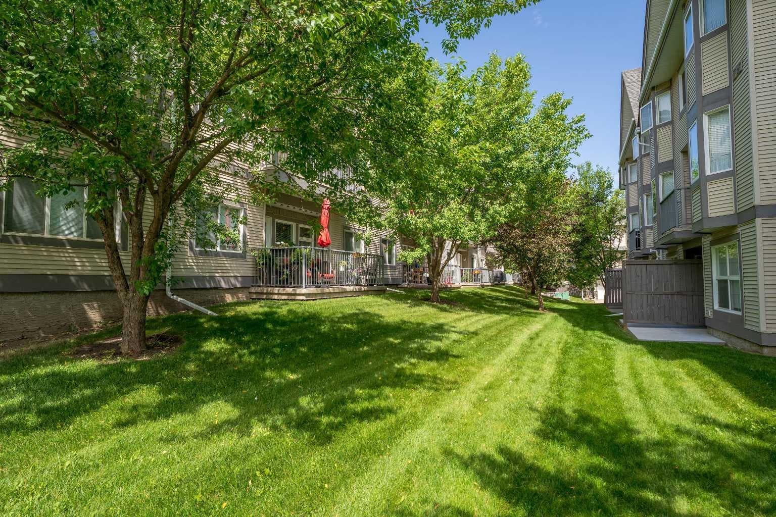 207, 11170 30 Street SW