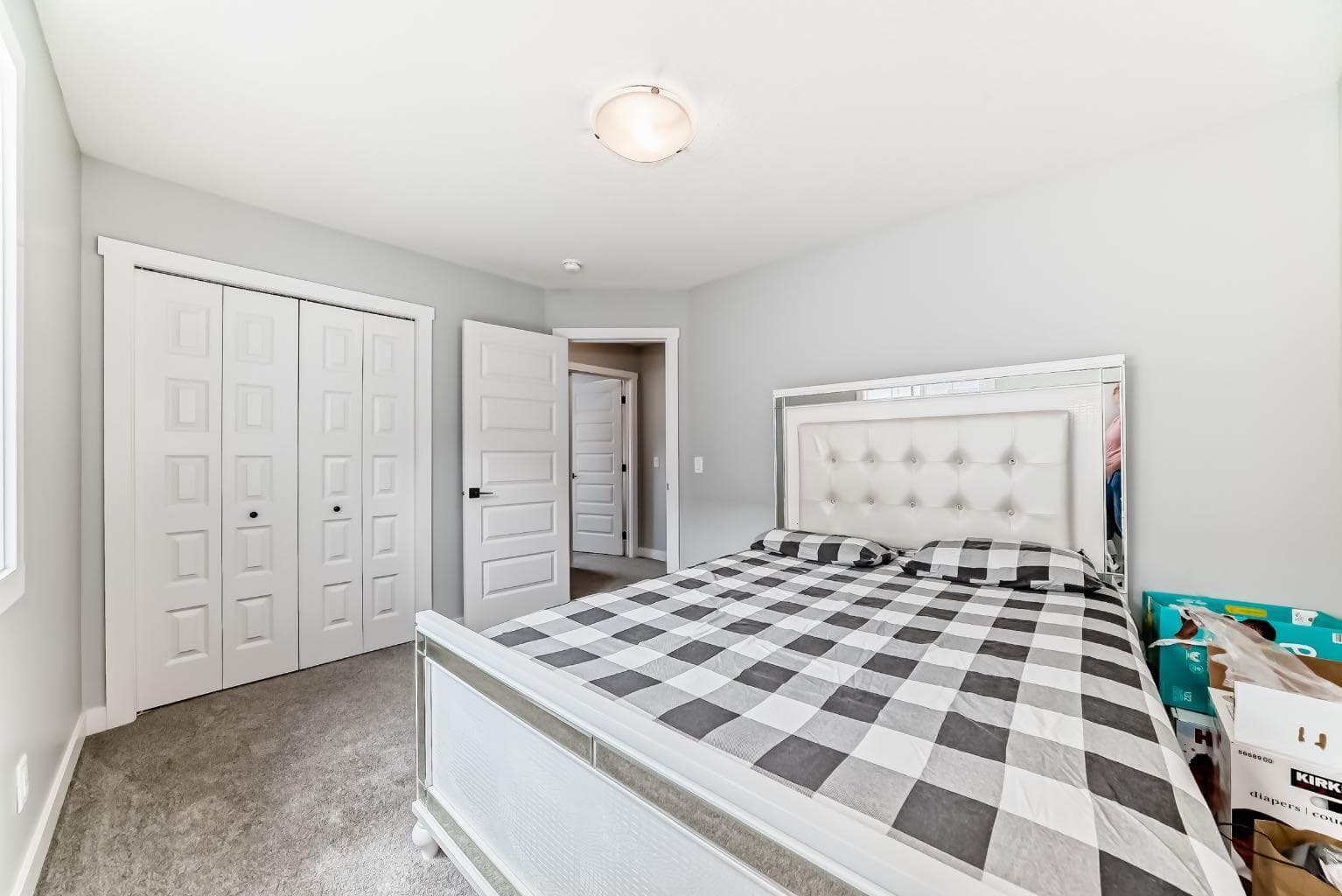 216 Homestead Grove NE