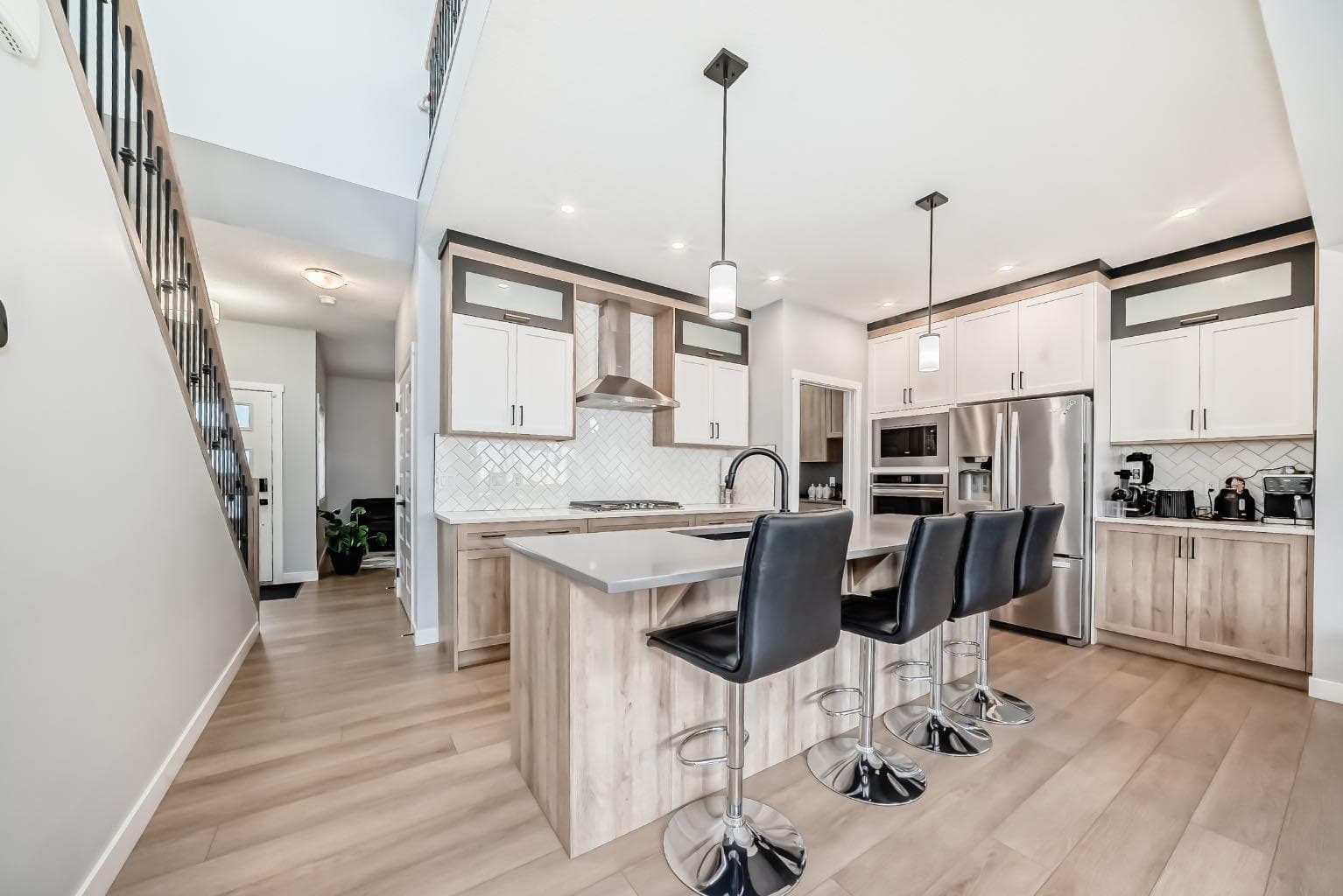 216 Homestead Grove NE