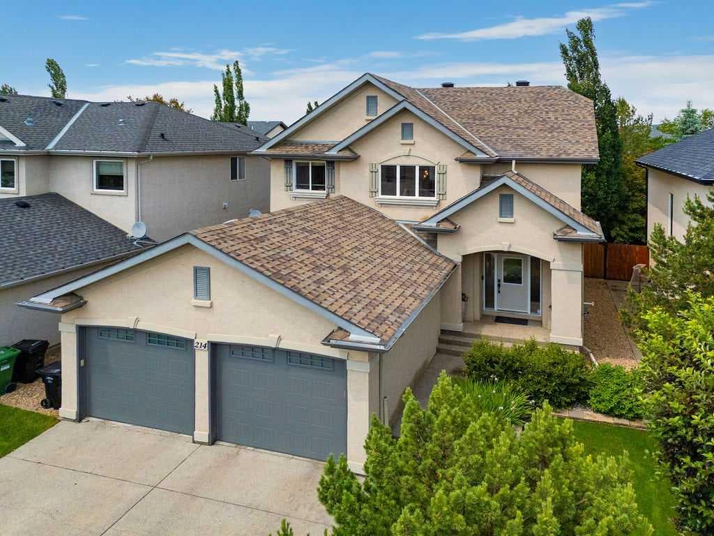 214 Cranleigh View SE