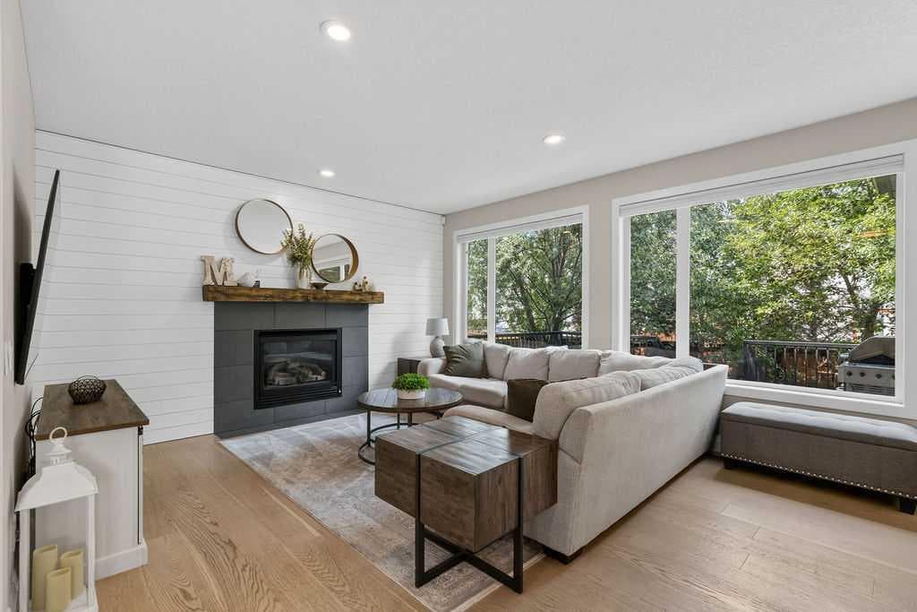 214 Cranleigh View SE
