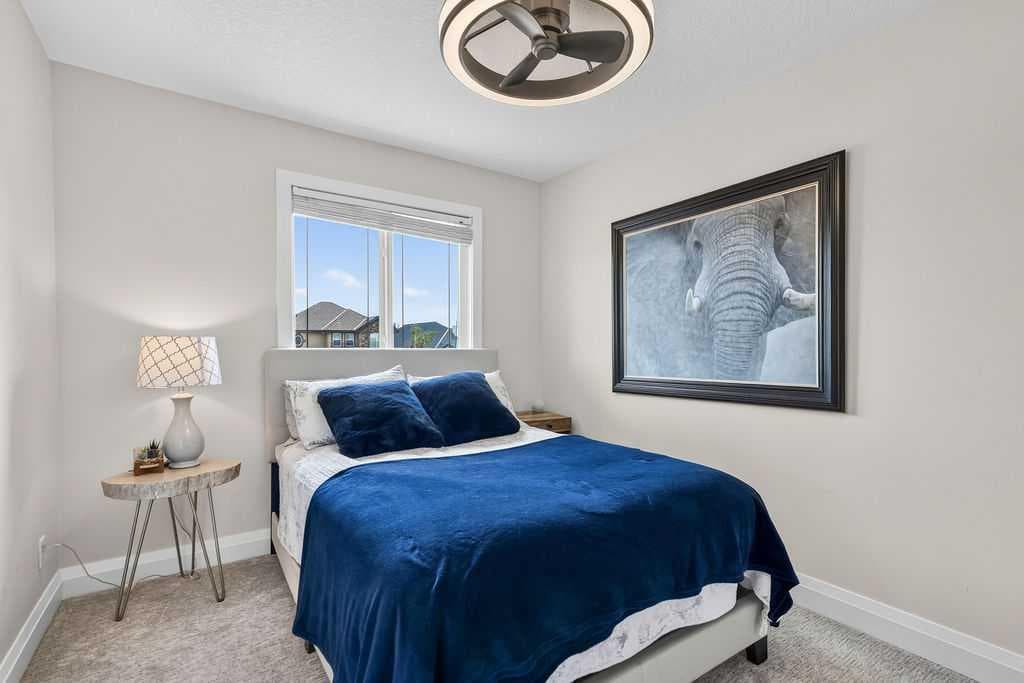 214 Cranleigh View SE
