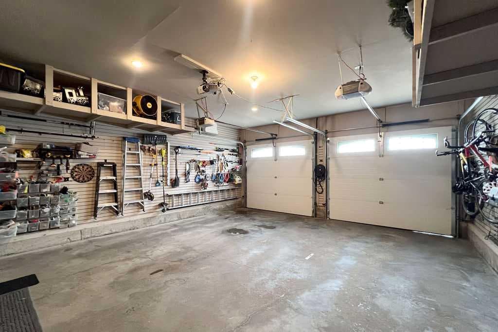 214 Cranleigh View SE