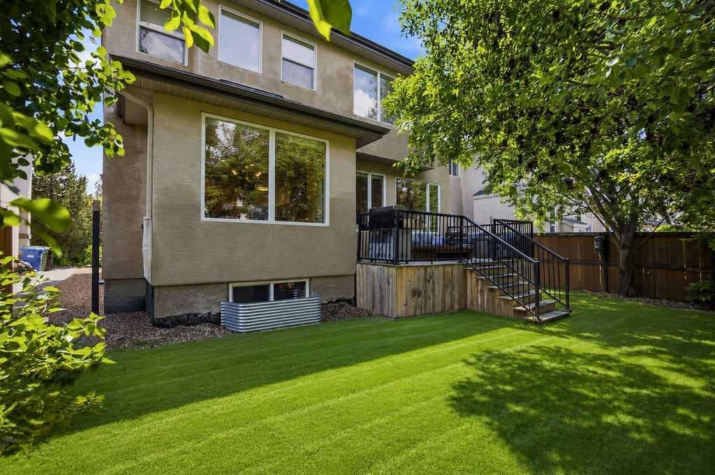 214 Cranleigh View SE