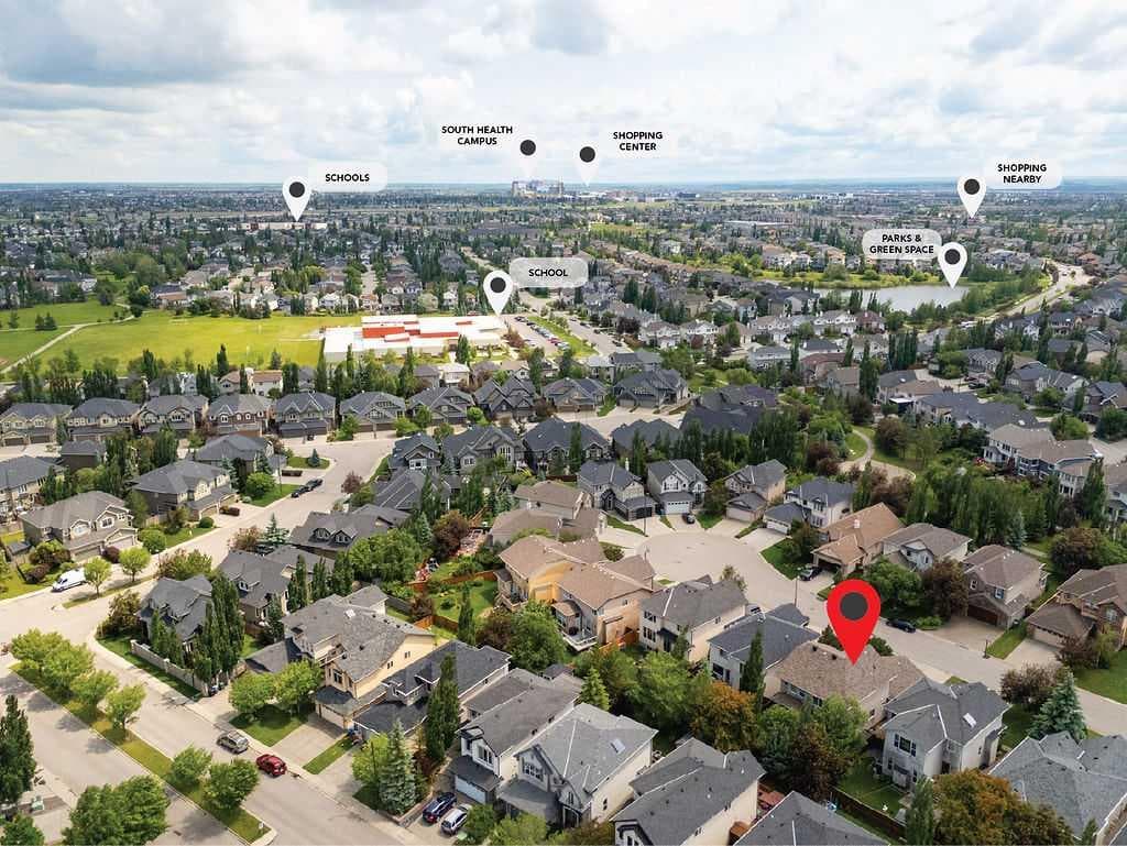 214 Cranleigh View SE