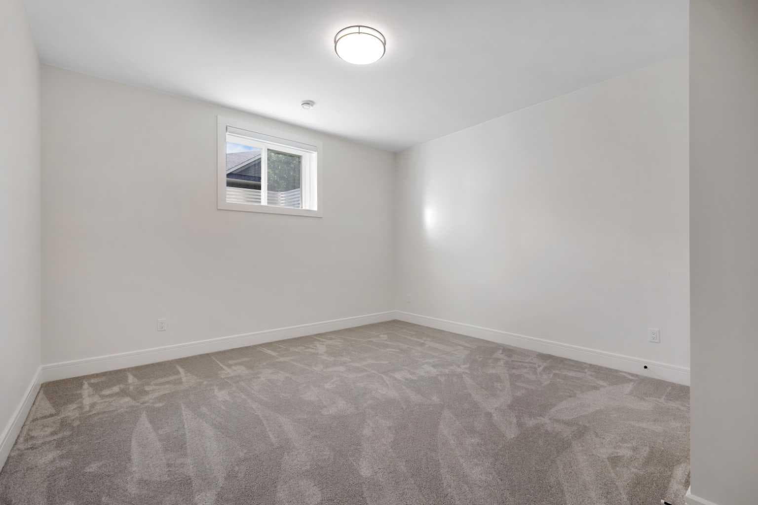 243 Coopers Cove SW