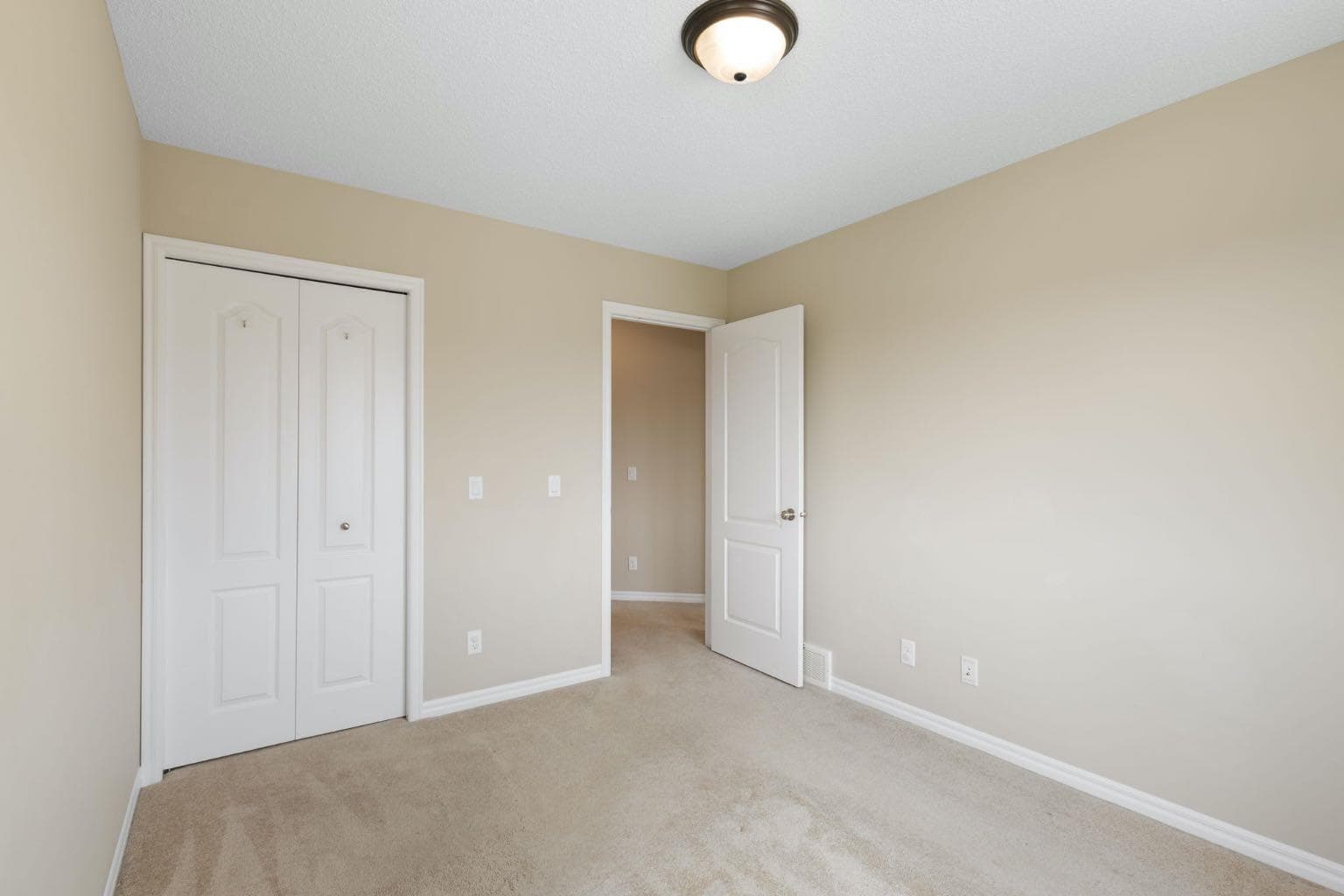 22 Brightoncrest Common SE