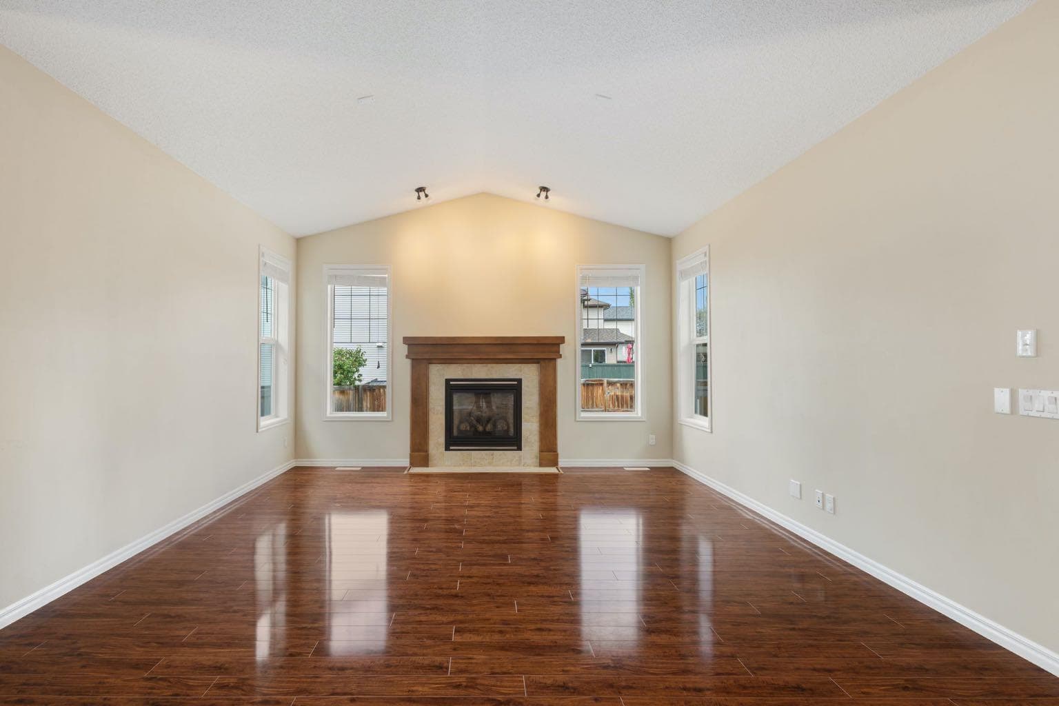22 Brightoncrest Common SE