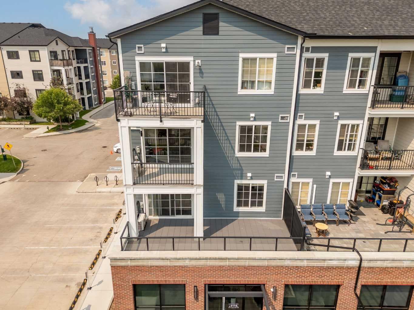 4220, 215 Legacy Boulevard SE