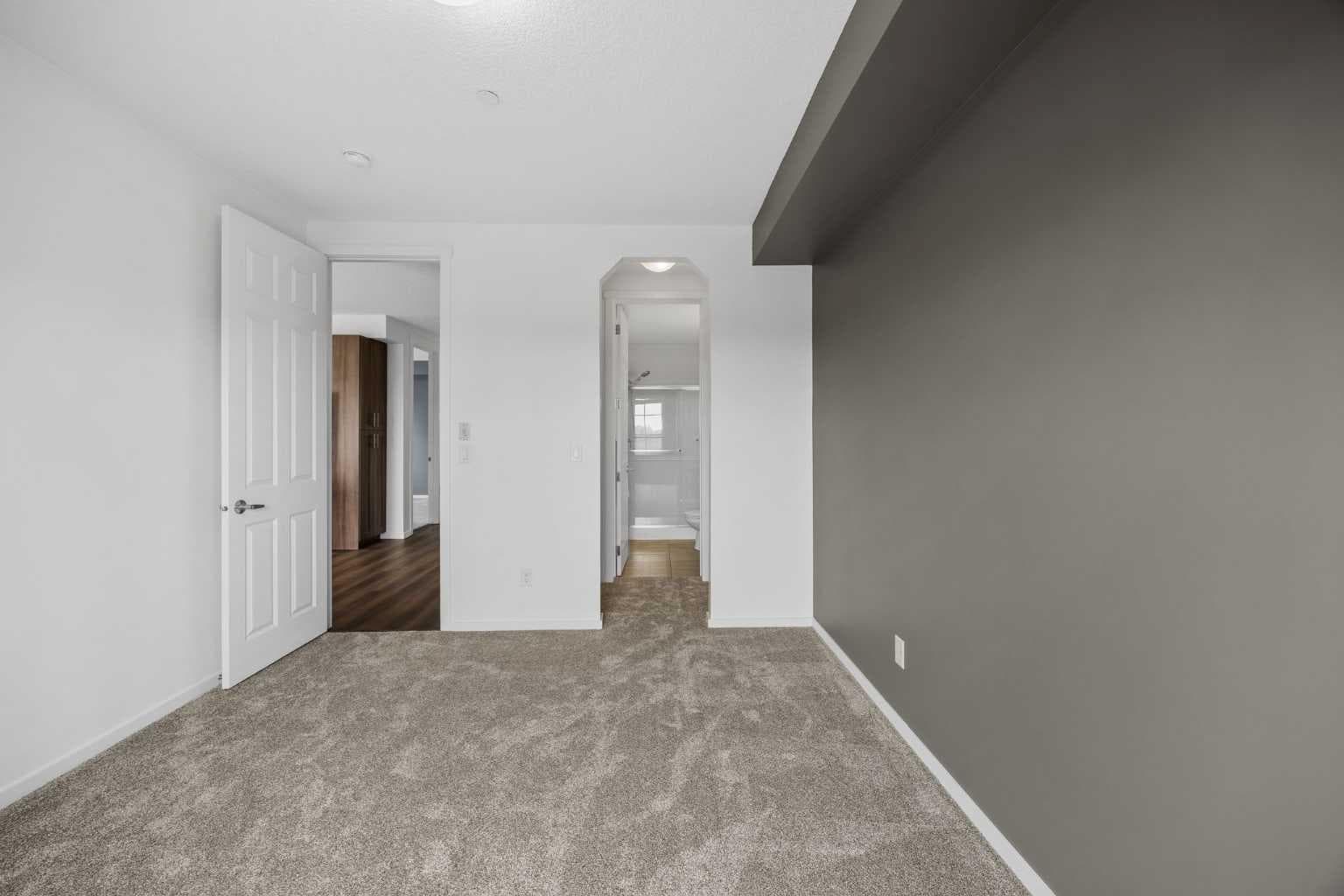 4220, 215 Legacy Boulevard SE