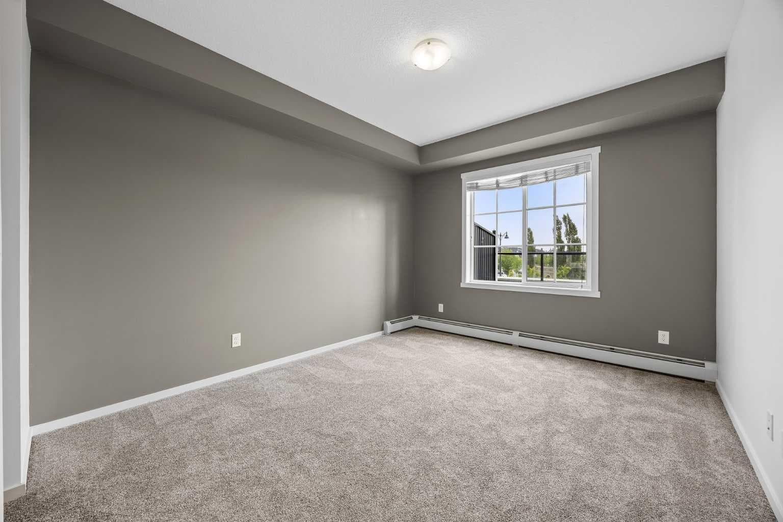 4220, 215 Legacy Boulevard SE