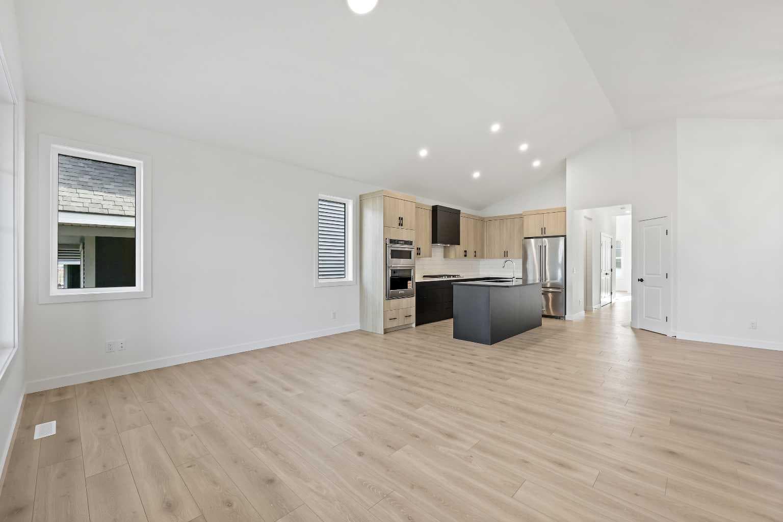 116 Mitchell Walk NW