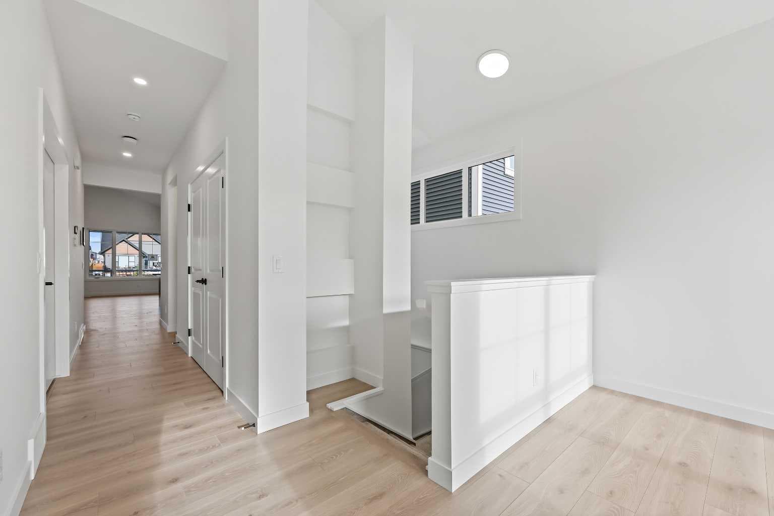 116 Mitchell Walk NW