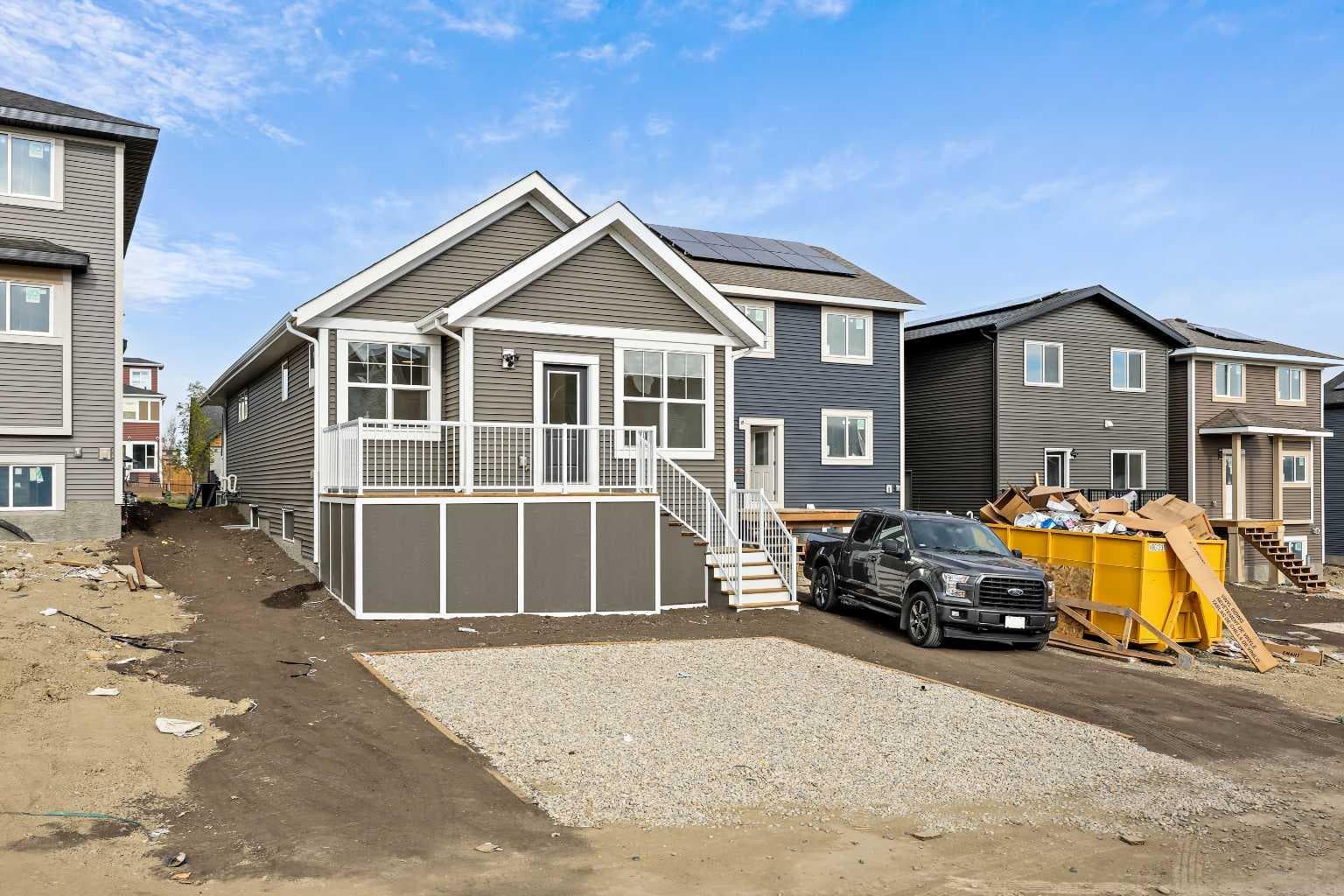 116 Mitchell Walk NW
