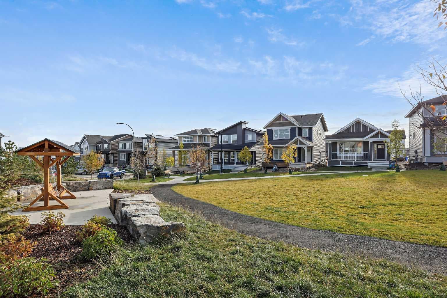 116 Mitchell Walk NW