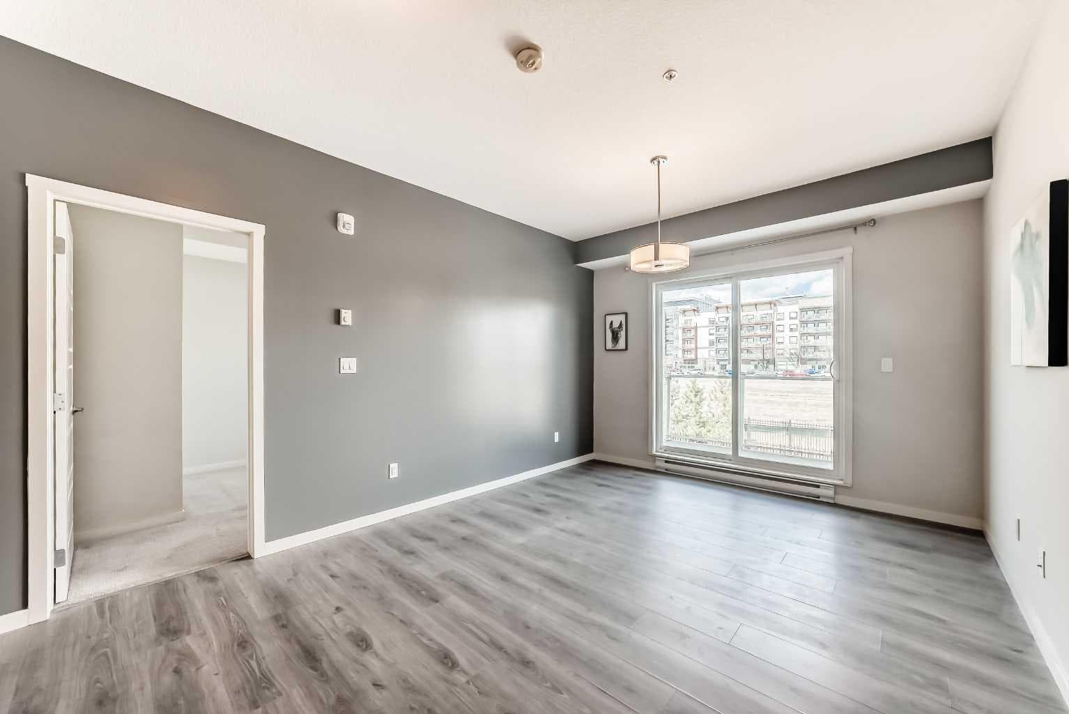 215, 20 Seton Park SE