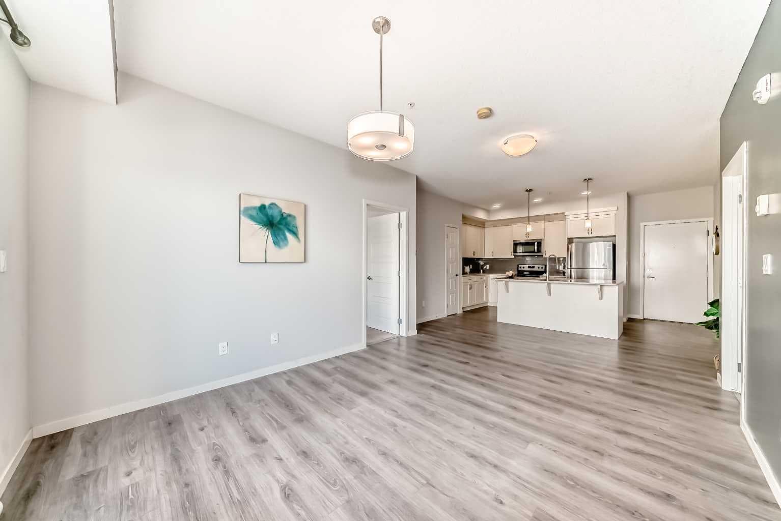 215, 20 Seton Park SE