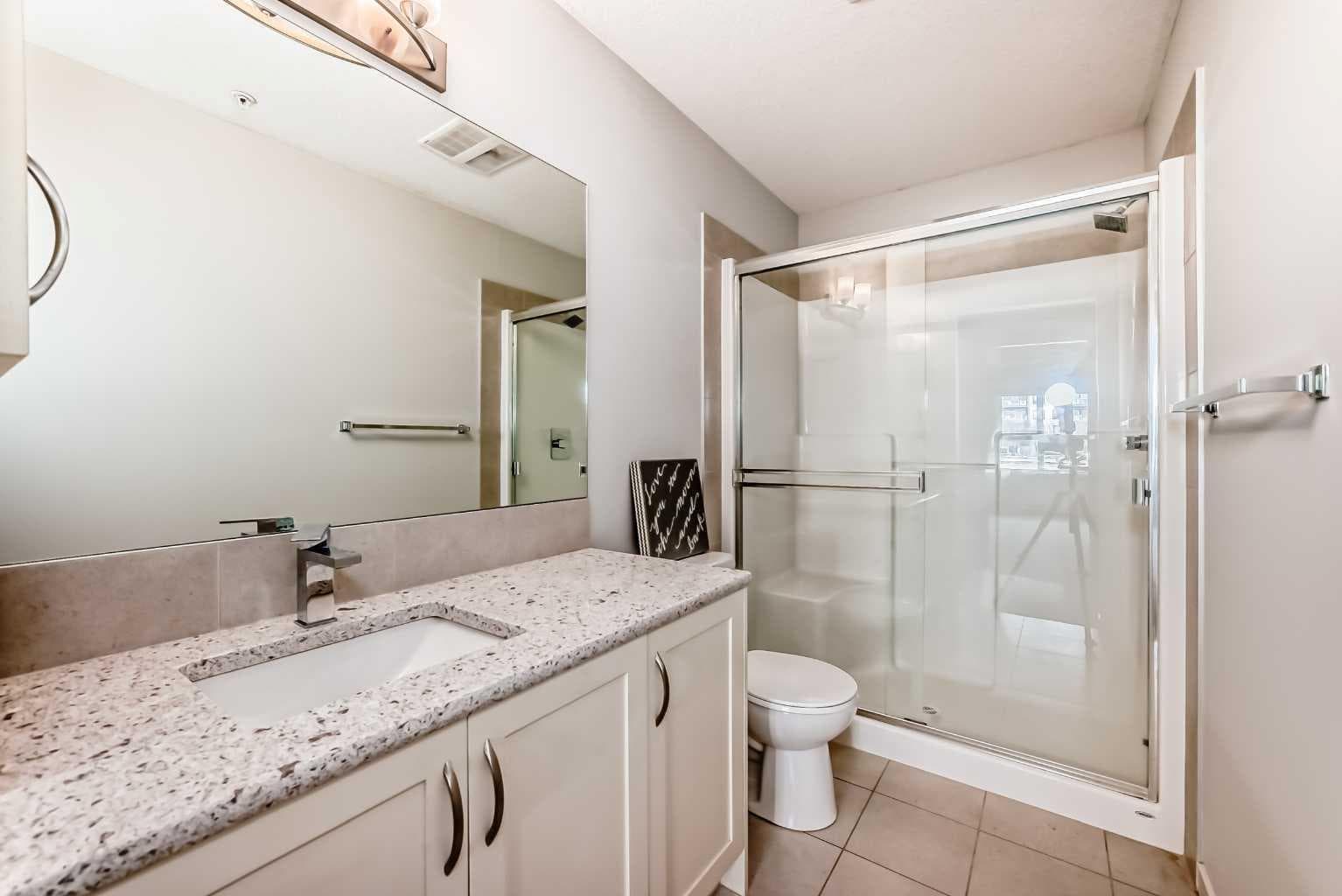 215, 20 Seton Park SE