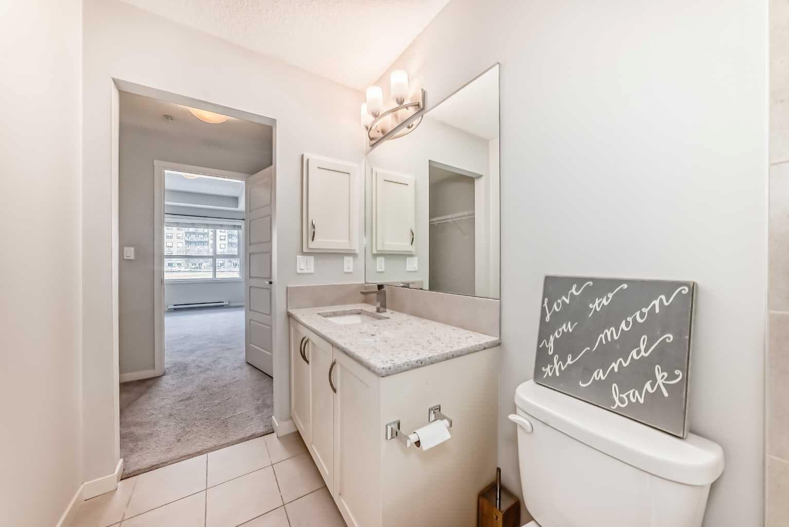 215, 20 Seton Park SE