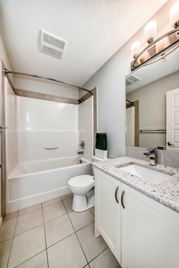 215, 20 Seton Park SE