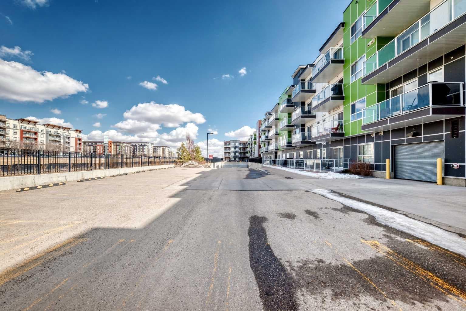 215, 20 Seton Park SE