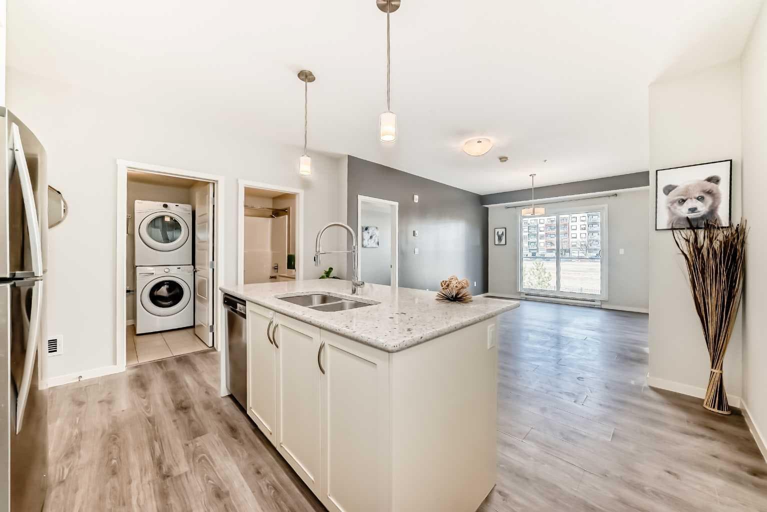 215, 20 Seton Park SE