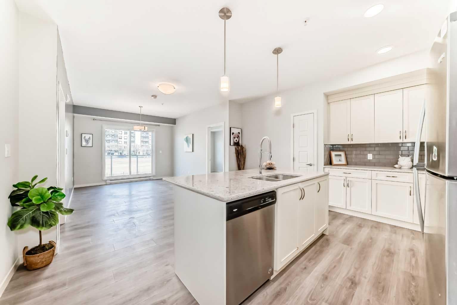 215, 20 Seton Park SE