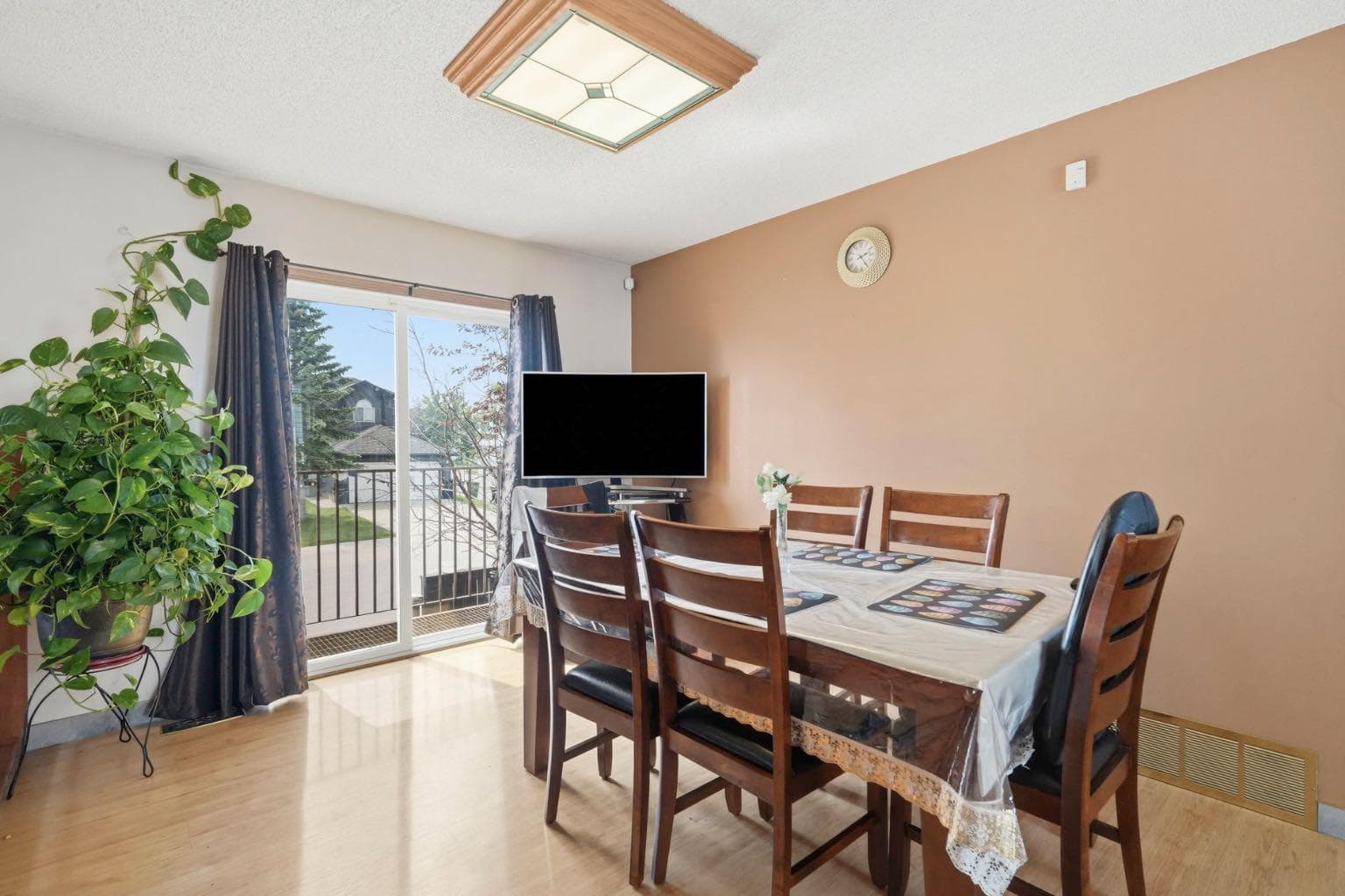 3 San Diego Manor NE