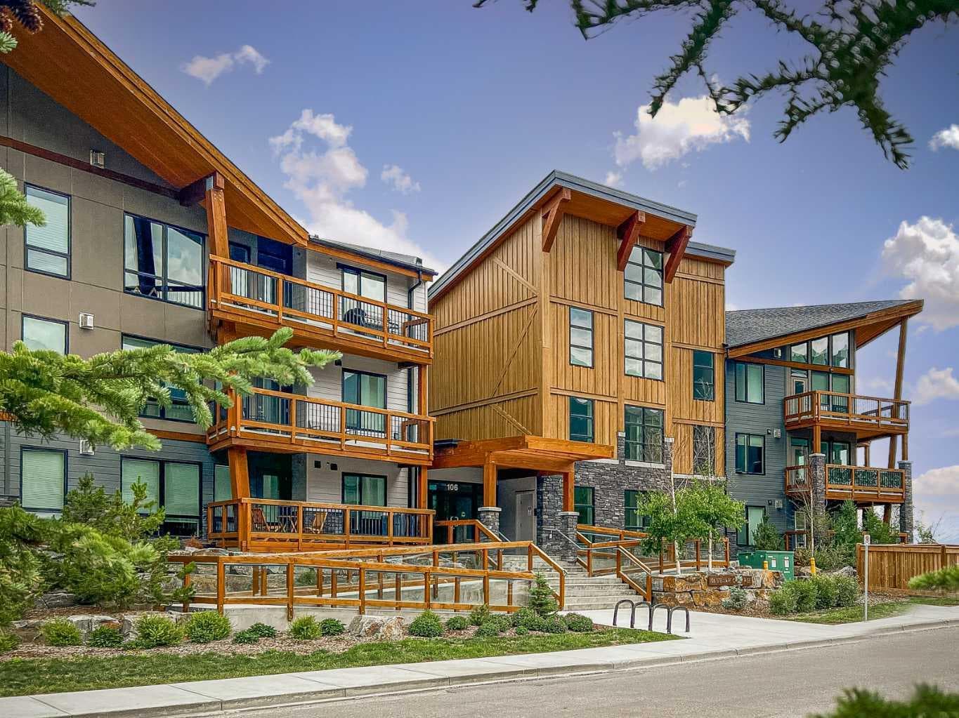 117, 106 Stewart Creek Rise 