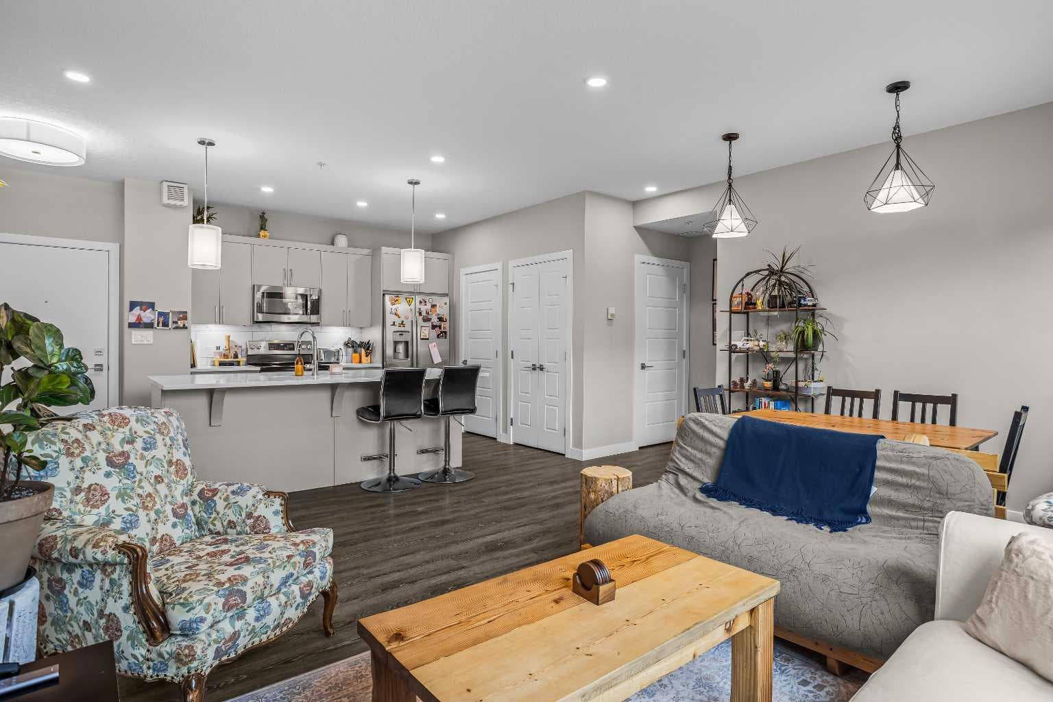 117, 106 Stewart Creek Rise 