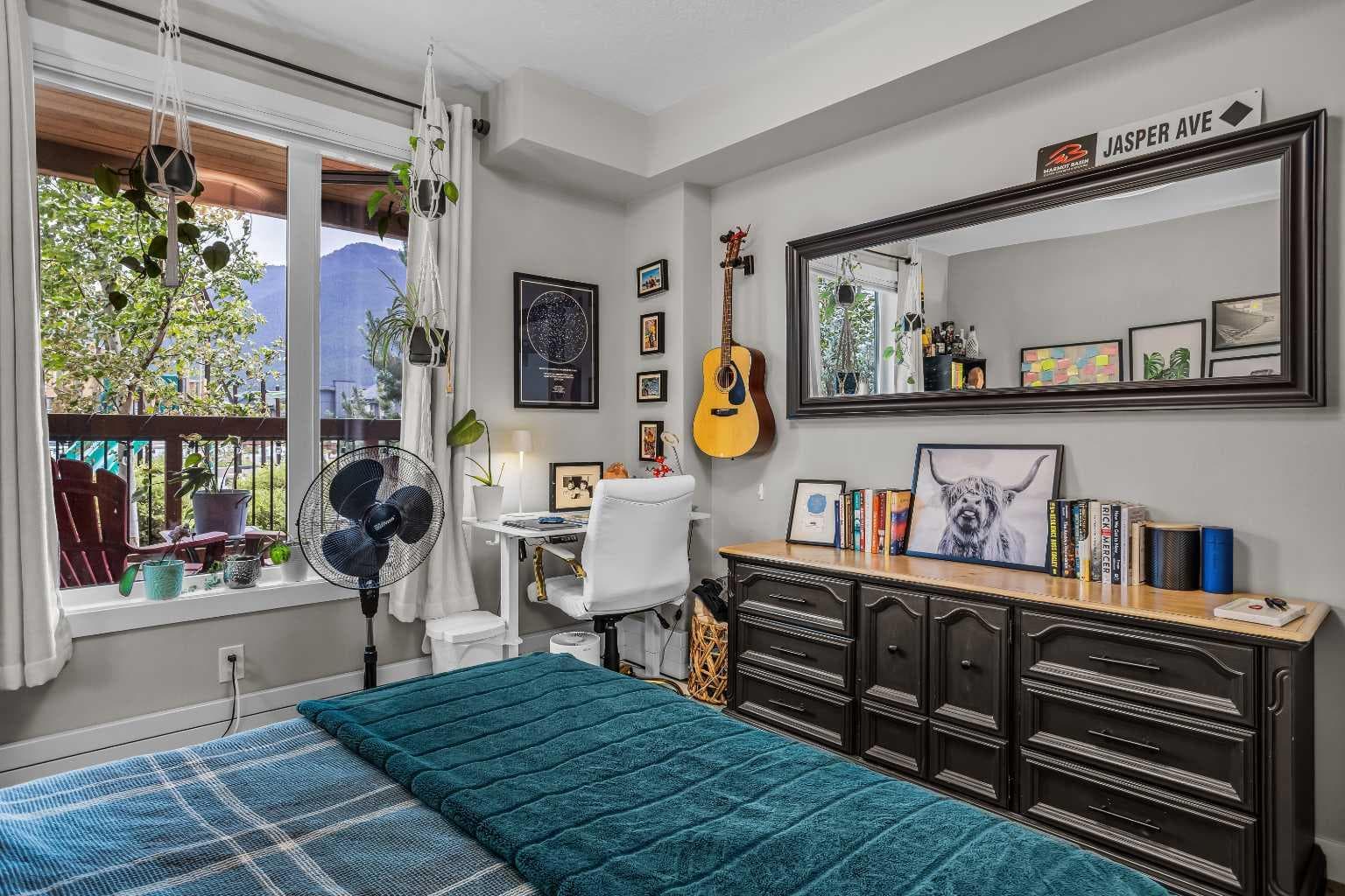 117, 106 Stewart Creek Rise 