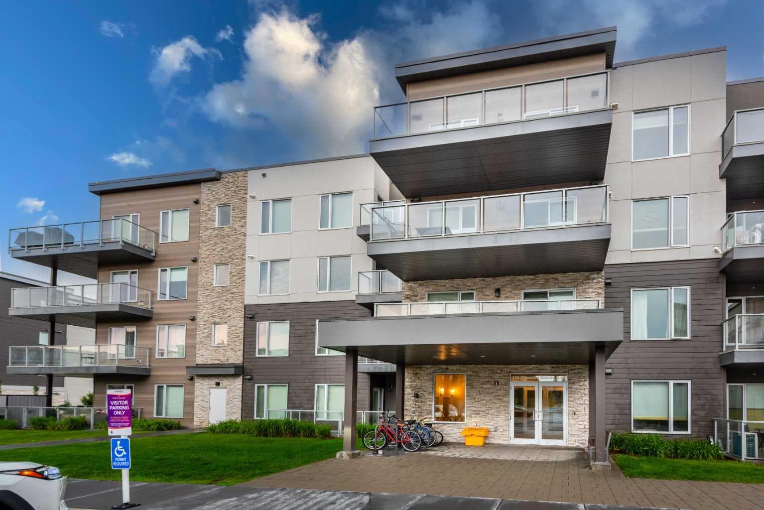 105, 150 Shawnee Square SW