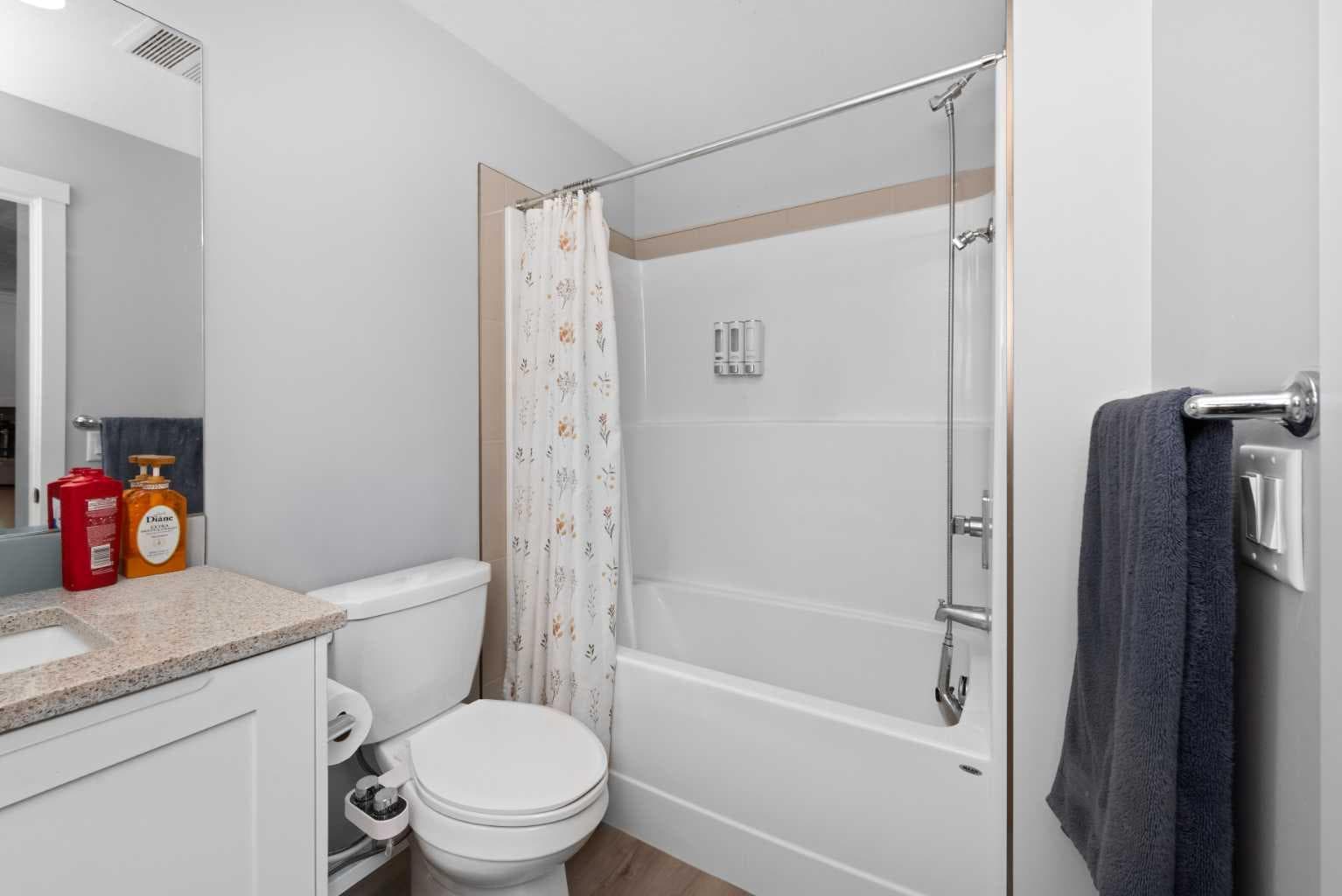105, 150 Shawnee Square SW