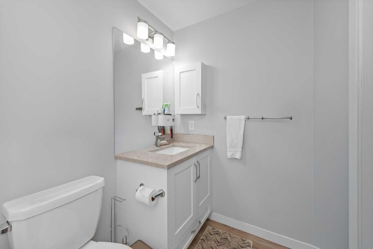 105, 150 Shawnee Square SW